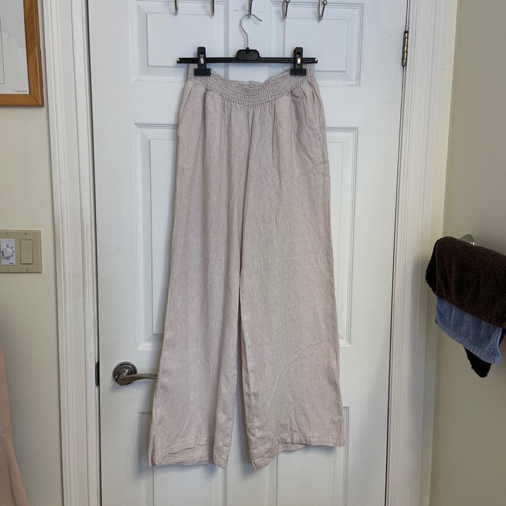 Cream GAP pants